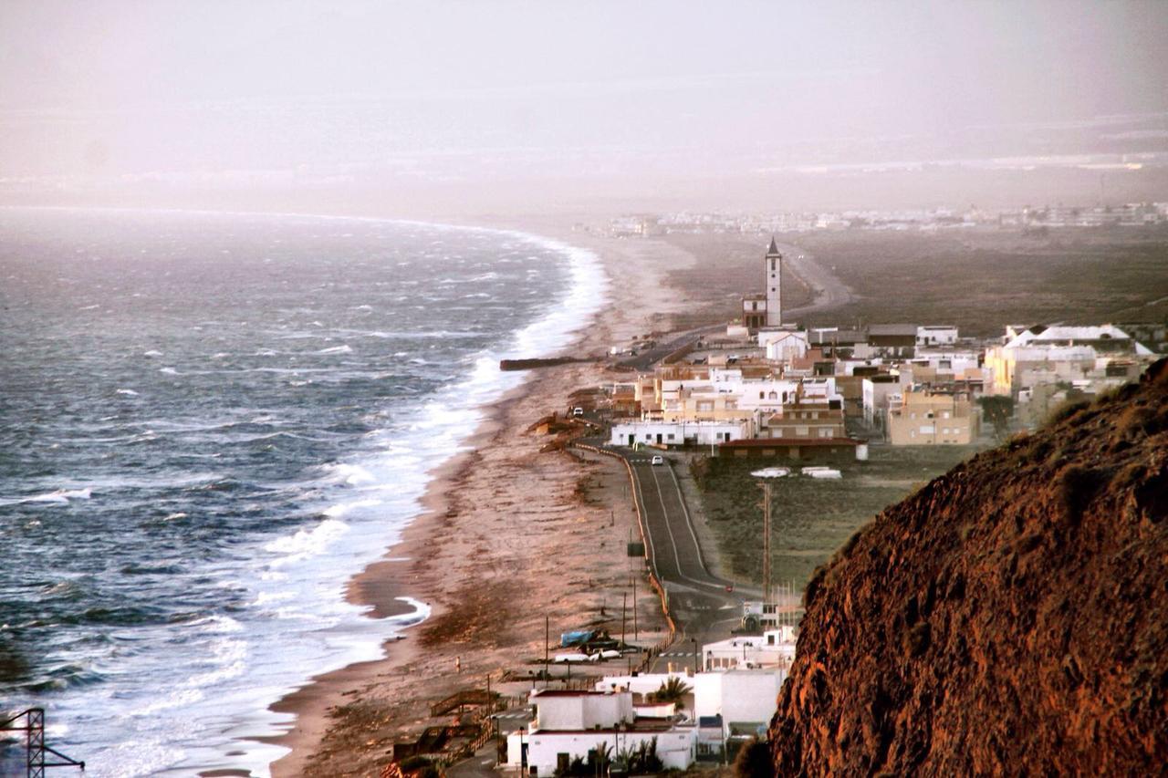 Hostal Las Dunas Cabo De Gata Exterior foto